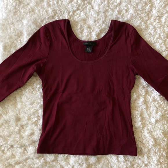 The Limited short waist 3/4 sleeve shirt - Picture 2 of 3